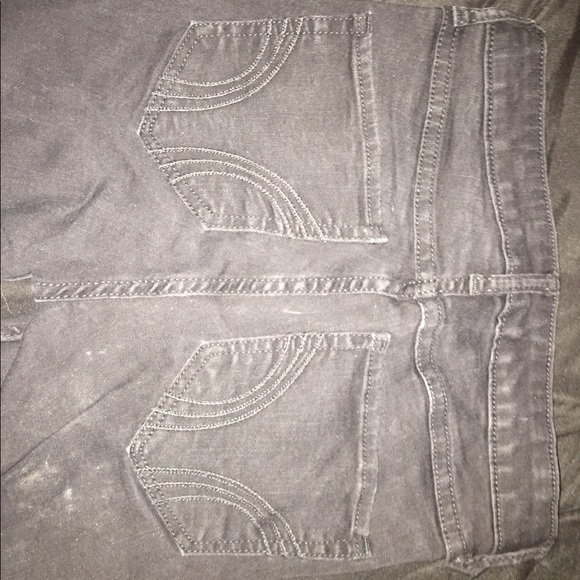 Hollister Jeans - Picture 3 of 3